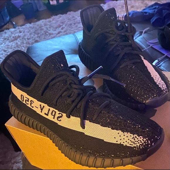 Yeezy 350 oreo